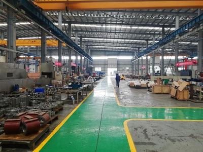 走访中国和新加坡机械制造公司,谈新加坡工业停滞不前的原因